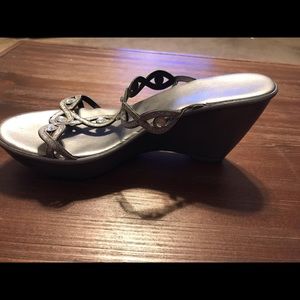 Size 6 A Giannetti Wedges